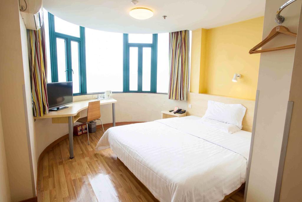 7Days Inn Xiamen Lotus Square Branch Jiangtouzhen Zimmer foto