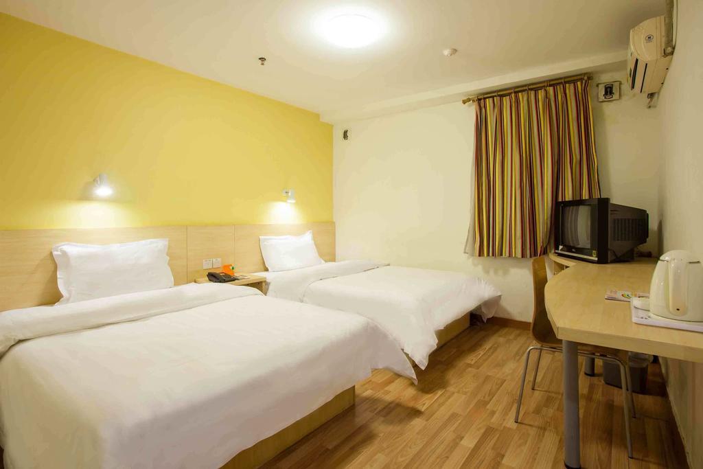 7Days Inn Xiamen Lotus Square Branch Jiangtouzhen Zimmer foto